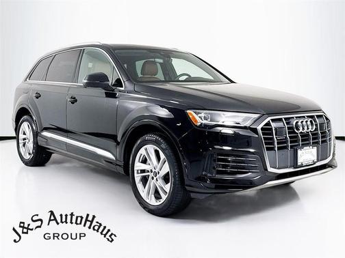 2022 Audi Q7 55 Premium Plus