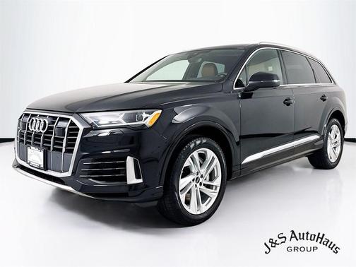 2022 Audi Q7 55 Premium Plus