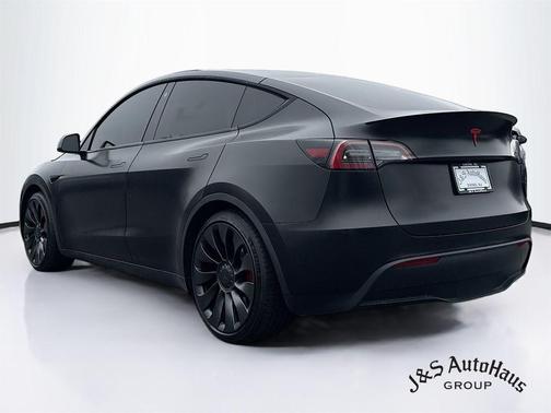 2023 Tesla Model Y Performance