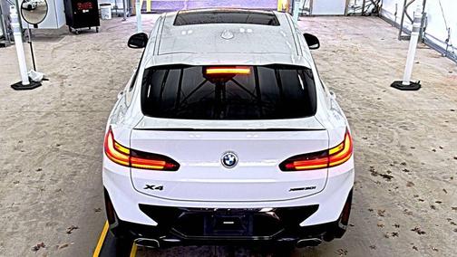 2022 BMW X4 xDrive30i