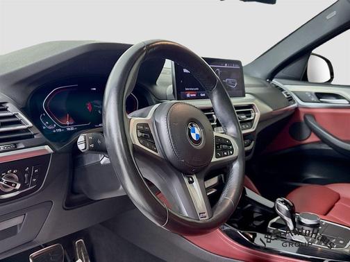 2022 BMW X4 xDrive30i