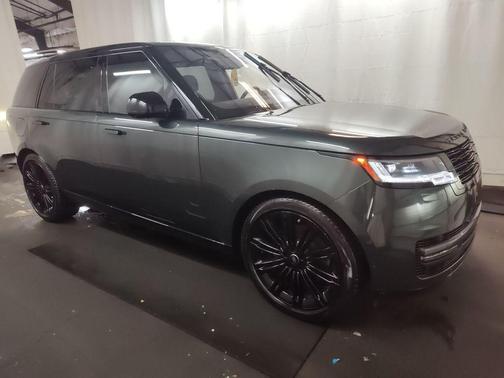 2023 Land Rover Range Rover P400 SE