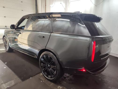 2023 Land Rover Range Rover P400 SE