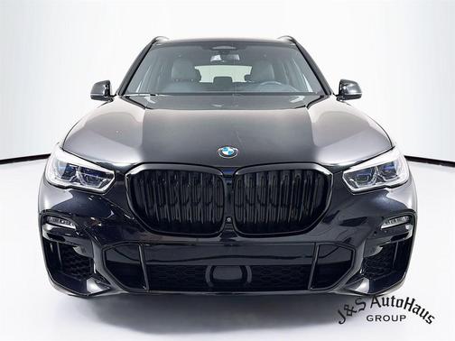 2020 BMW X5 M50i