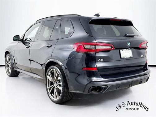 2020 BMW X5 M50i