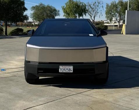 2024 Tesla Cybertruck Base