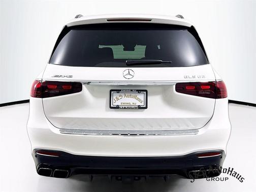 2025 Mercedes-Benz AMG GLS 63 Base