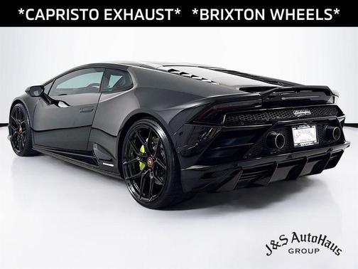 2021 Lamborghini Huracan EVO Base
