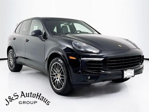 2017 Porsche Cayenne Platinum Edition