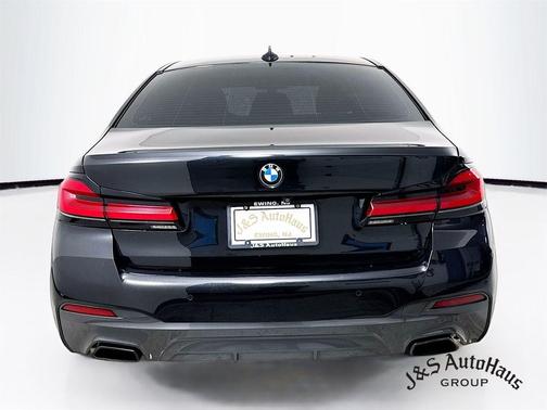 2022 BMW 530 i