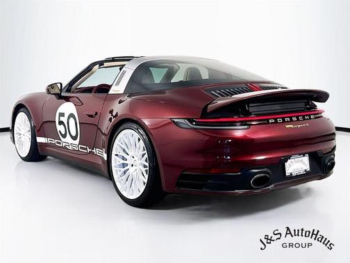 2021 Porsche 911 Targa 4S