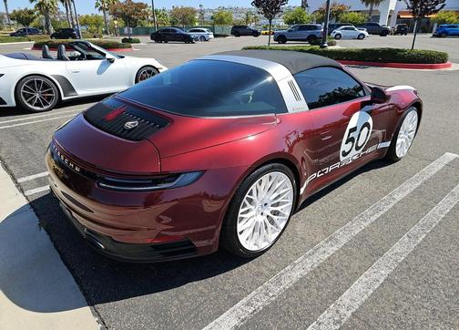 2021 Porsche 911 Targa 4S