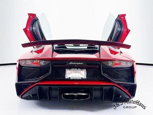 2016 Lamborghini Aventador LP750-4 Superveloce