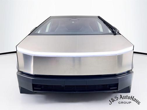 2024 Tesla Cybertruck Cyberbeast