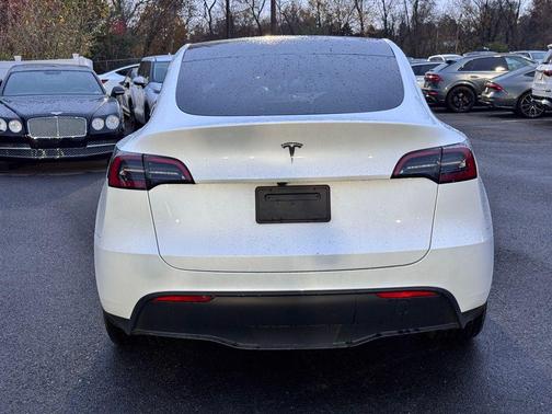 2025 Tesla Model Y Long Range