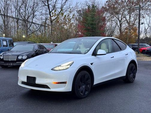 2025 Tesla Model Y Long Range