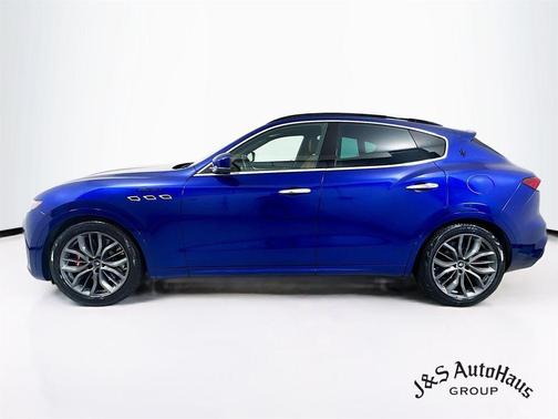 2022 Maserati Levante Modena