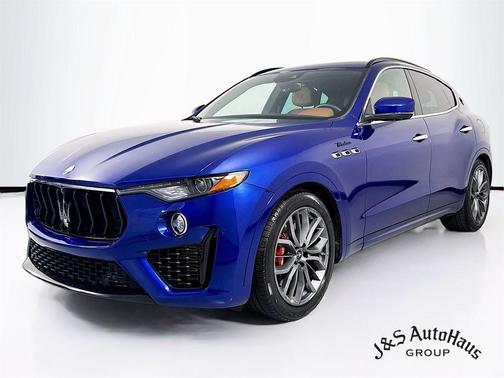 2022 Maserati Levante Modena