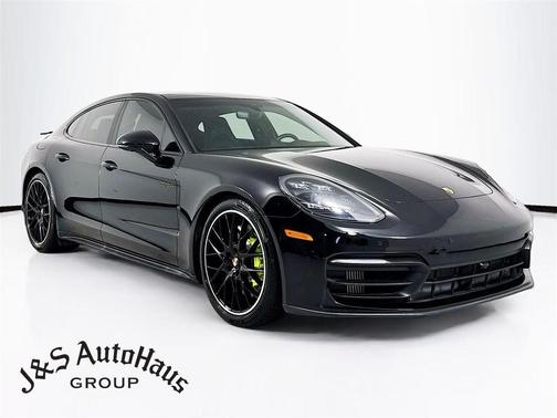 2022 Porsche Panamera E-Hybrid 4S