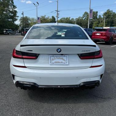 2021 BMW 330 i xDrive