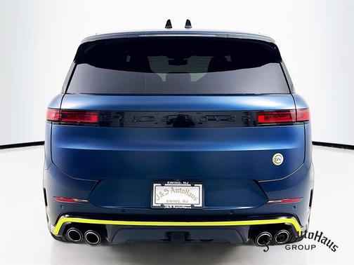 2025 Land Rover Range Rover Sport P635 SV Edition Two