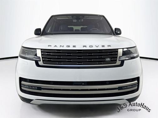 Fuji White 2023 Land Rover Range Rover P530 SE