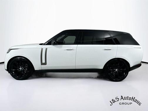 Fuji White 2023 Land Rover Range Rover P530 SE