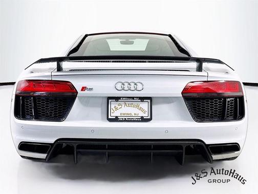 2017 Audi R8 5.2 quattro Plus