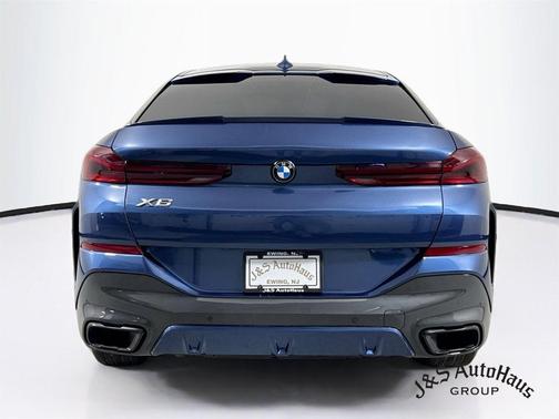 Phytonic Blue Metallic 2022 BMW X6 xDrive40i