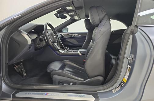 2022 BMW M850 i xDrive