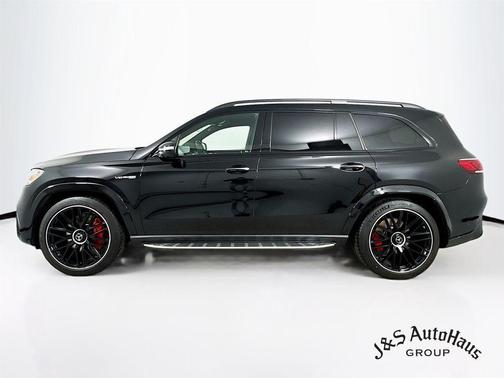 2023 Mercedes-Benz AMG GLS 63 Base 4MATIC