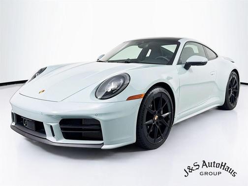 2025 Porsche 911 Carrera