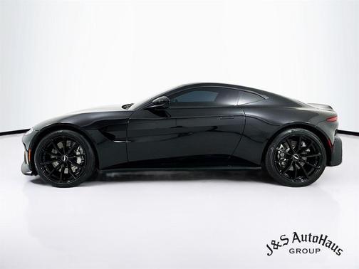 2020 Aston Martin Vantage Base