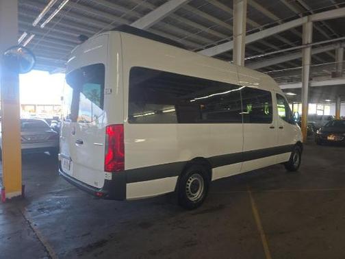 2025 Mercedes-Benz Sprinter 2500 High Roof