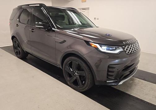 Charente Grey 2025 Land Rover Discovery P360 Metropolitan Edition
