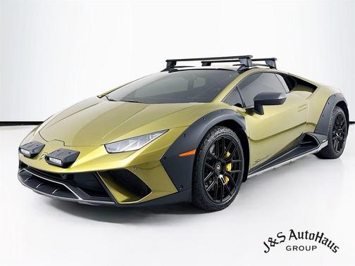 2024 Lamborghini Huracan Sterrato Base