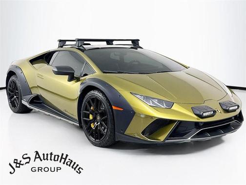 2024 Lamborghini Huracan Sterrato Base