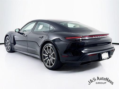 2023 Porsche Taycan Base