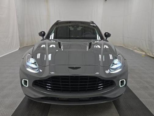 2022 Aston Martin DBX Base