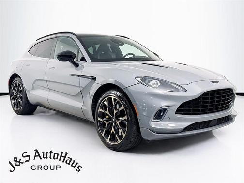 2022 Aston Martin DBX Base