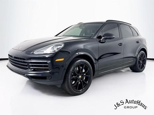 2023 Porsche Cayenne Platinum Edition