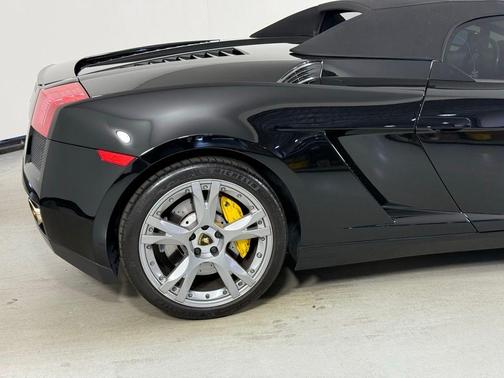 2006 Lamborghini Gallardo 