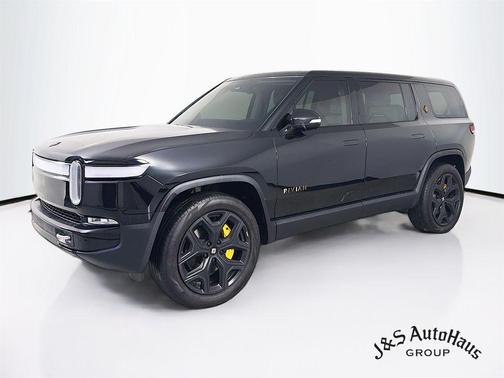 2023 Rivian R1S Adventure Quad Motor Large Pack