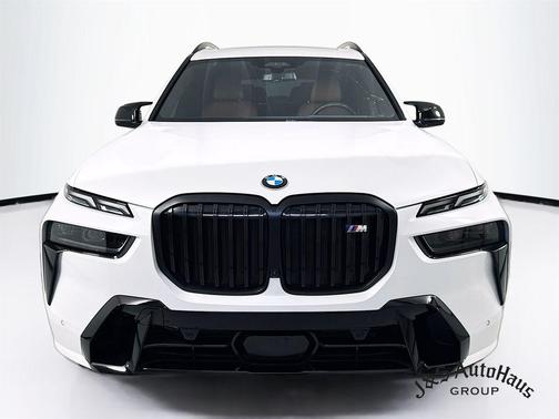 2024 BMW X7 M60i