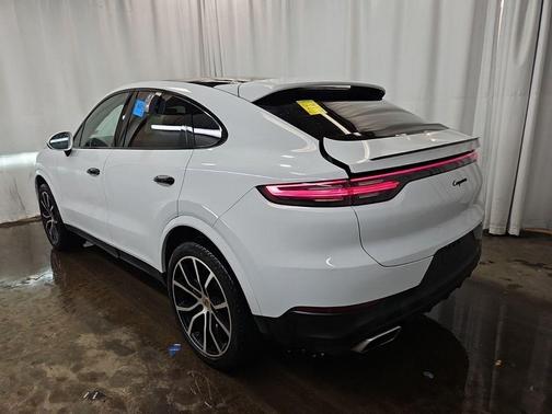 2021 Porsche Cayenne AWD