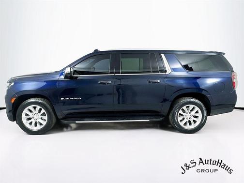 Midnight Blue Metallic 2023 Chevrolet Suburban Premier