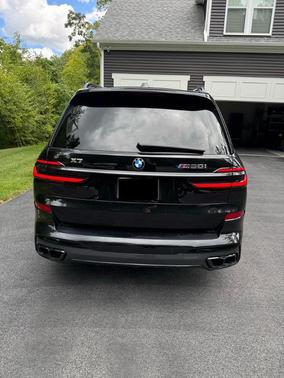 2024 BMW X7 M60i