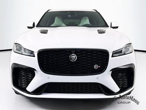 2022 Jaguar F-PACE SVR