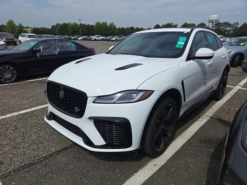 2022 Jaguar F-PACE SVR