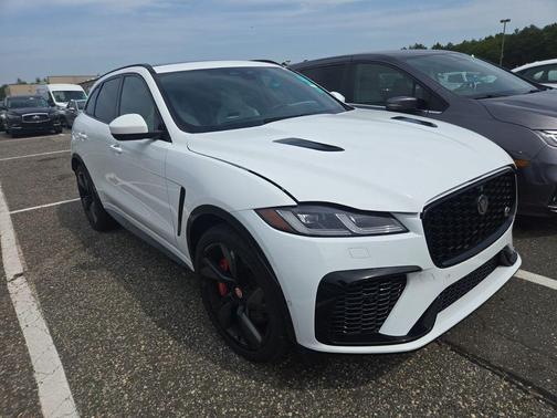 2022 Jaguar F-PACE SVR